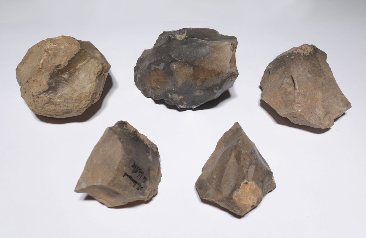 upper paleolithic stone tools