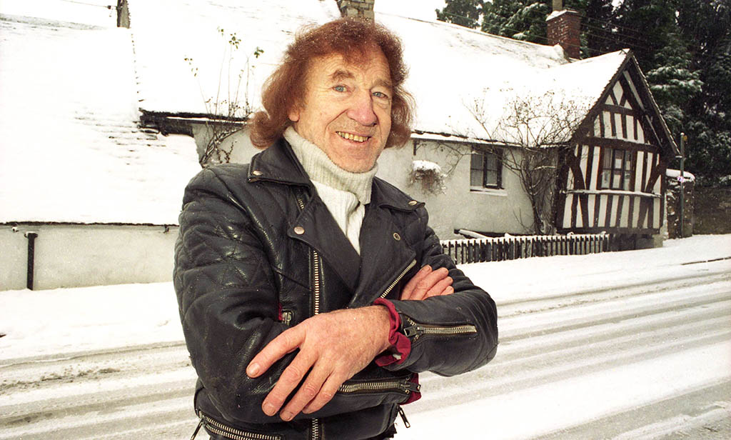 ancient ram inn haunted